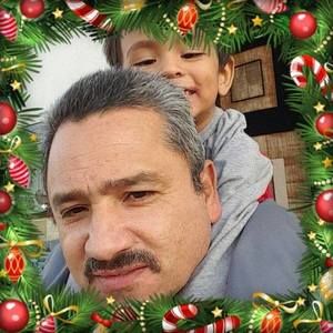 Meet your Posher, Luis manuel